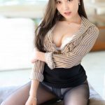 社長秘書の人妻 33歳 美咲愛華 AVデビュー！！