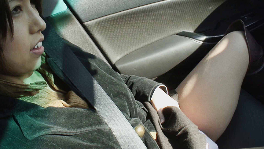 底なしの性欲に好奇心、リモコンローターで街歩き、拘束