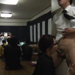 旦那の葬式中に未亡人を寝取り娘も寝取った映像の記録