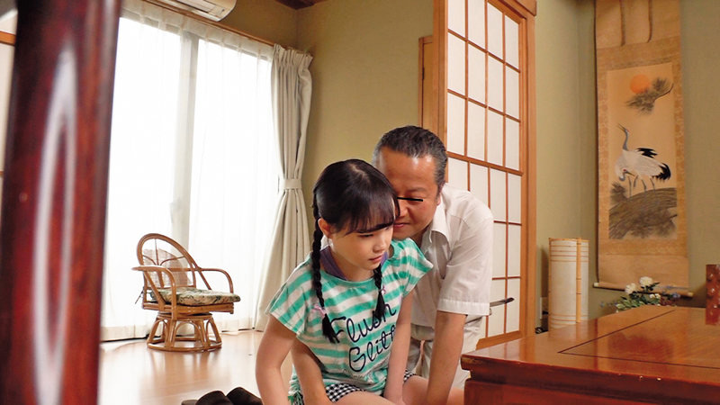 天然パイパンお留守番少●中出しララ142cm 工藤ララ