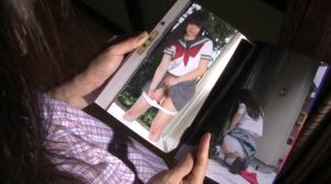 背徳の親子糞 母と息子「お母さんの、見て…」