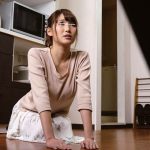 隣の人妻を土下座させ垂直式イラマチオで喉奥発射