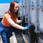 女性トラック運転手を性感マッサージでイカせて豪華版2