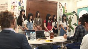 美少女のママたちを別室で生中出ししちゃいました！4