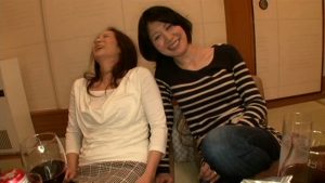酔娘伝 GET DRUNK 酒で酔った主婦とヤった