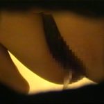 百花尿乱 便器に浴衣美人の黄金シャワーがしぶきあがる