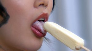 ネットリ絡みつく粘着フェラ肉棒を総舐めする奥様