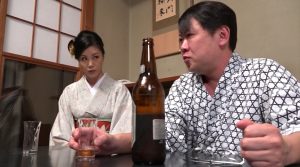 疲れた身体を癒してくれる和服美人女将 12人4時間