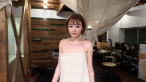 伝説の性感マッサージ VS 浜崎真緒