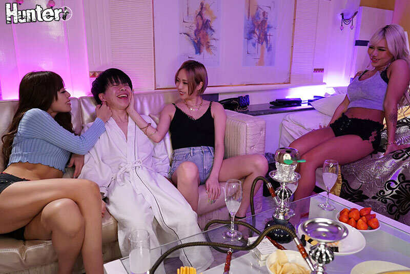 巨乳スレンダーギャルをおっさんから守ったら、お礼にと手を引かれて連れてこられたのはラブホ。男を虜にするハーレム小悪魔ギャル宮城。 有星あおり 柚木ひなた 瀬那ルミナ