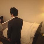 ホテル○撮 美人嬢がタイプの男に肉棒をねじこまれる