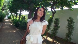 美人エステティシャン 乱交プレイで連続中出し孕みイキ