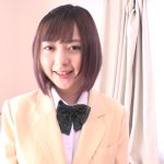 AYA 美少女図鑑 デビューします…