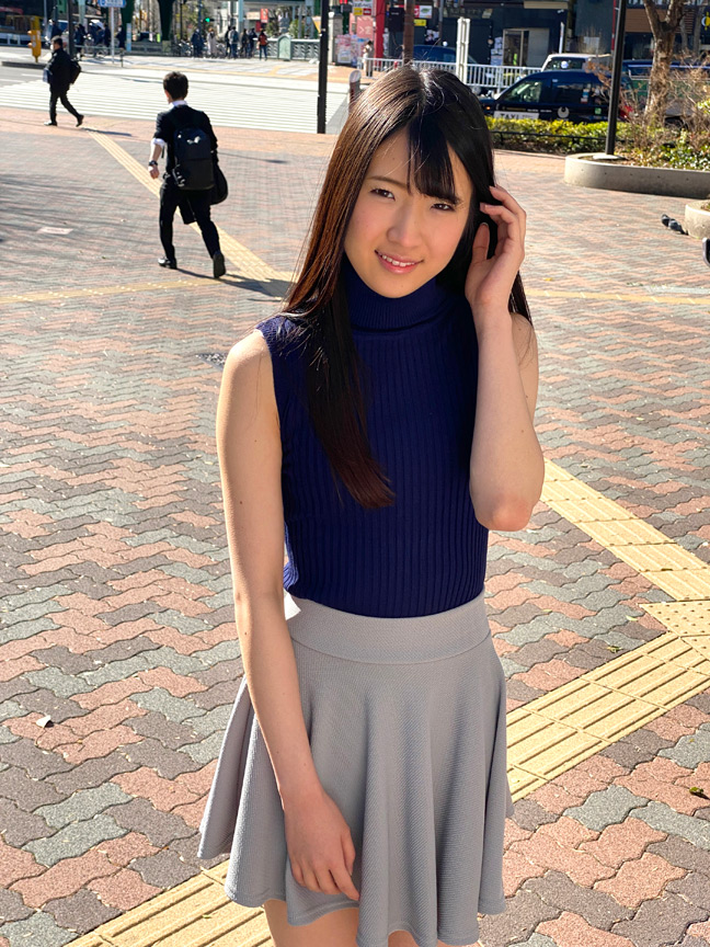 AVデビューでなんと生中出しまでやる女子！ありえへん！